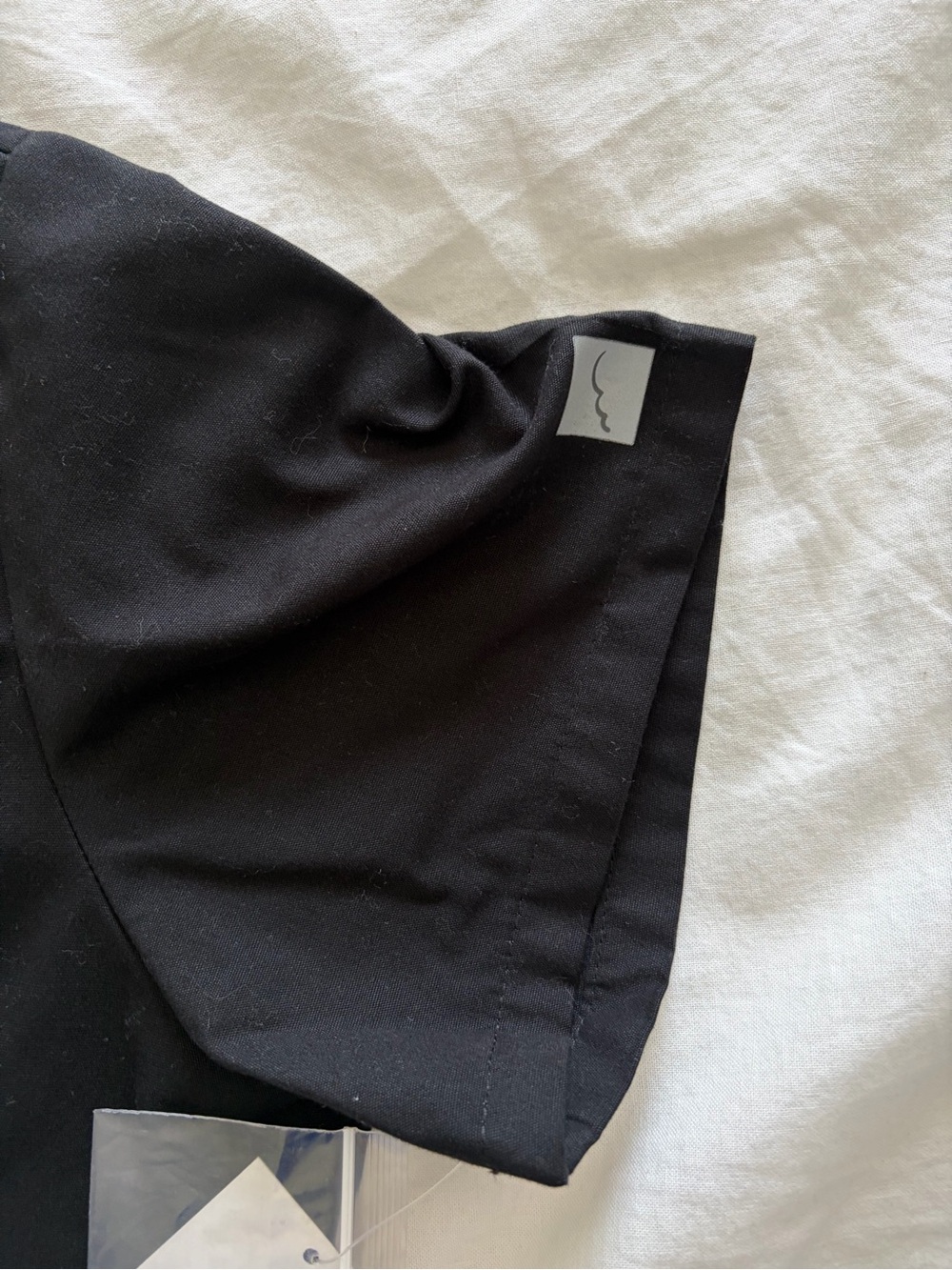 Butter-Soft Women’s Black V-Neck Scrubs Top and Pants Set Small/Medium NWT - Picture 5 of 16